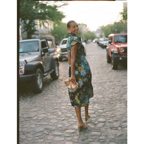 TUCKERNUCK Black Verdant Floral Chloe Dress NWT Size Large (Missing Belt) - Picture 7 of 12